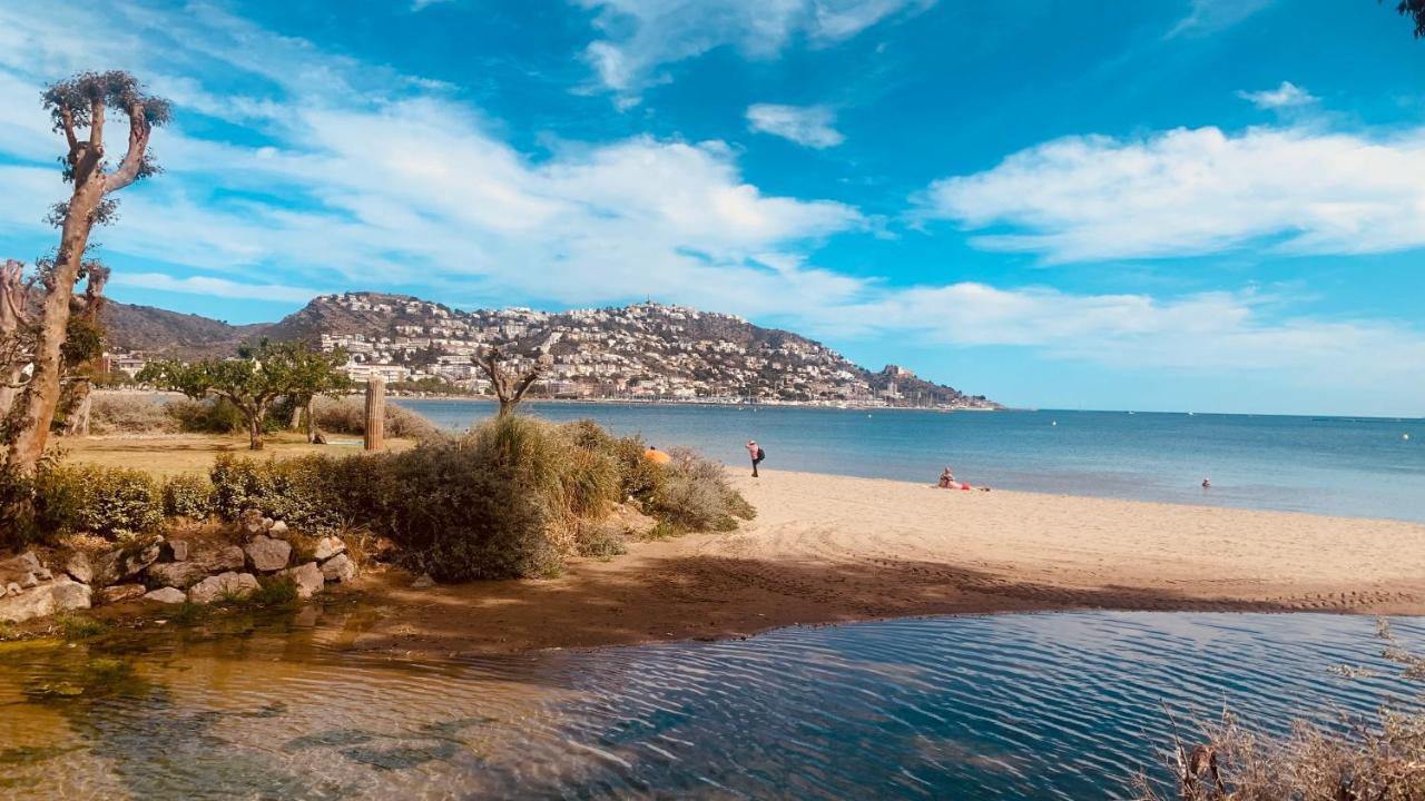 罗萨斯La Baie De Rose公寓 外观 照片